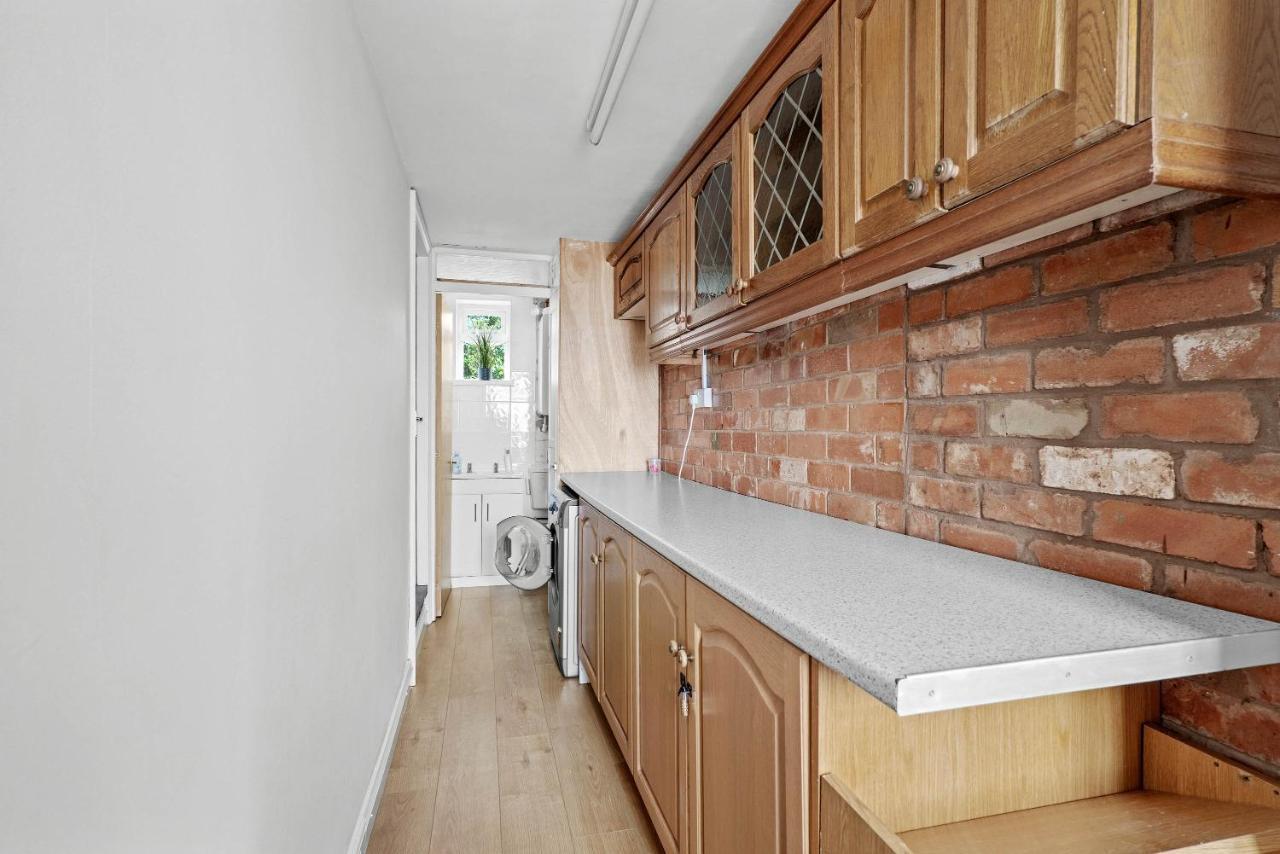 Wheelbarrow Cottage Bengeworth ภายนอก รูปภาพ