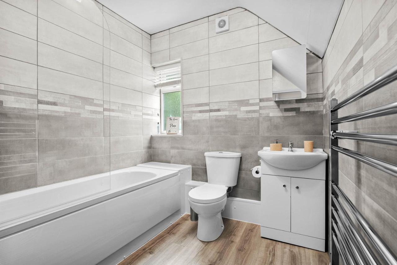 Wheelbarrow Cottage Bengeworth ภายนอก รูปภาพ